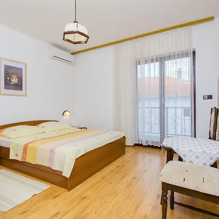 And Iva Apartamento Trogir