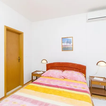 And Iva Apartament *