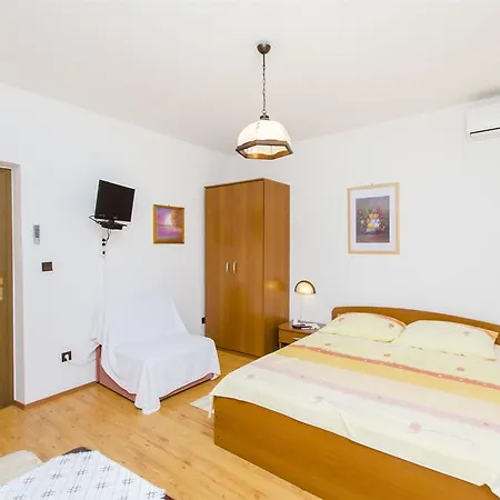 And Iva Apartament Trogir