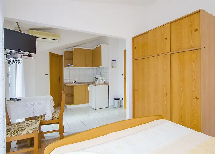 Appartement And Iva *