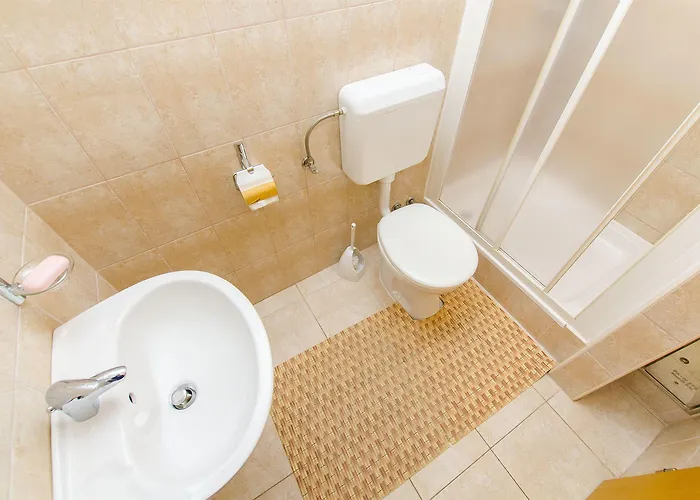 Apartment And Iva Trogir