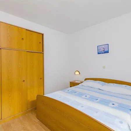 And Iva Apartman Trogir