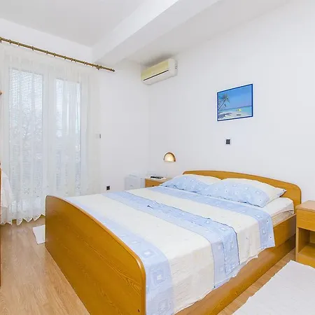 Apartman And Iva Trogir