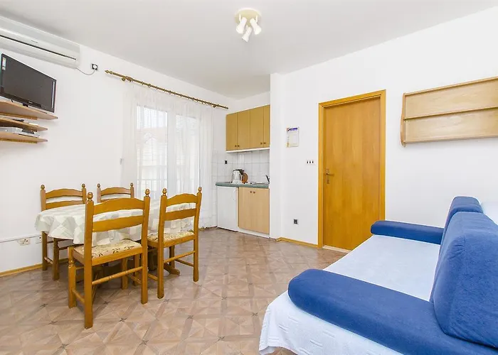 And Iva Apartament