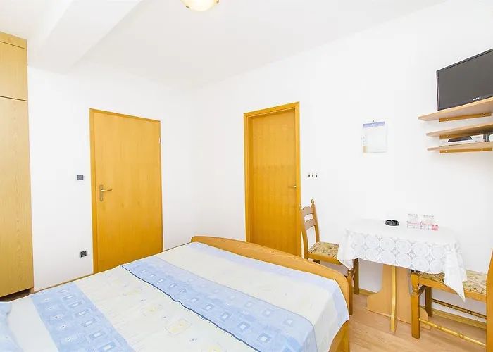 And Iva Apartament