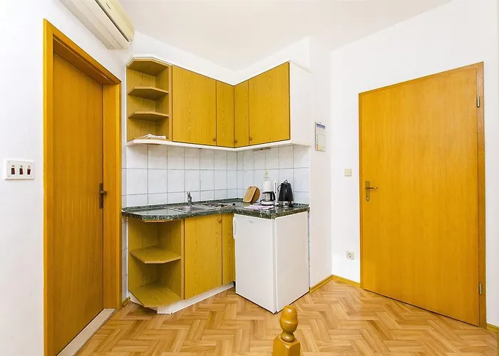And Iva Apartament *